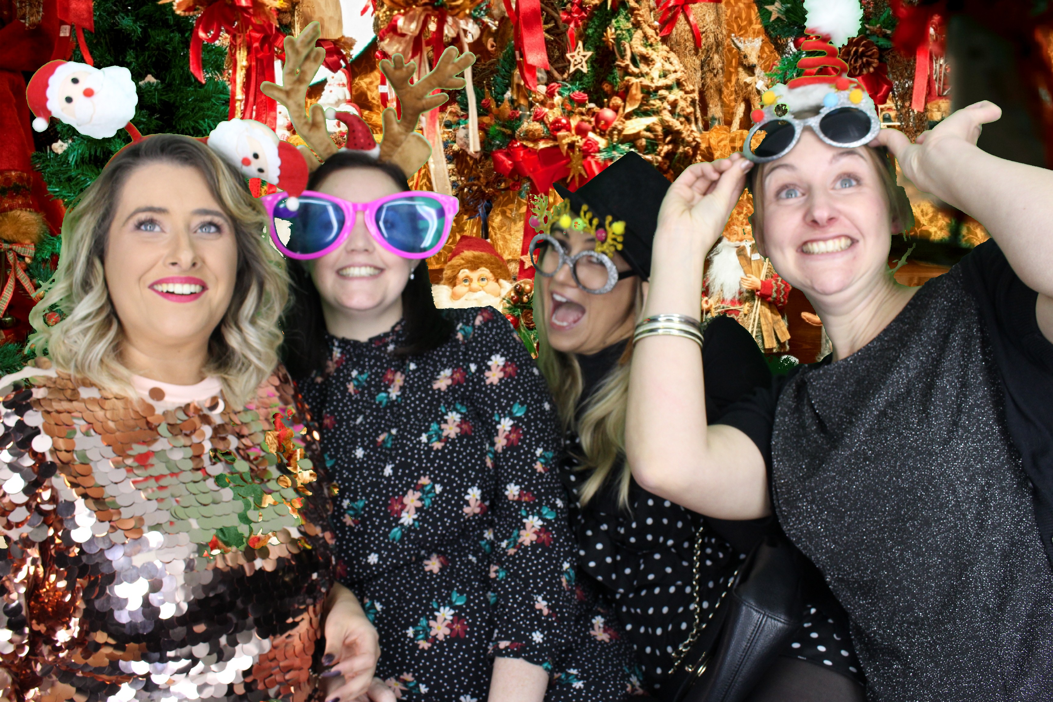 Aster Christmas Party  | View more photos from the event at gallery.myphotoboothexperience.co.uk/u/MyPhotoBoothExperienceLtd/Aster-Christmas-Party